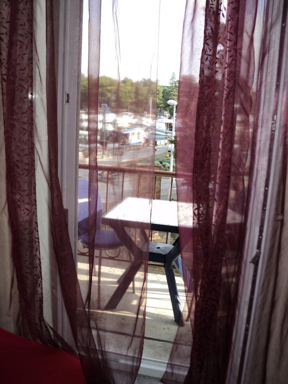 Apartment Mandrac Novigrad Istria Cameră foto
